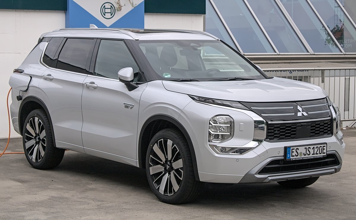 Ремонт и техническое обслуживание Mitsubishi (Mitsubishi Outlander) в автосервисе Мигор Авто